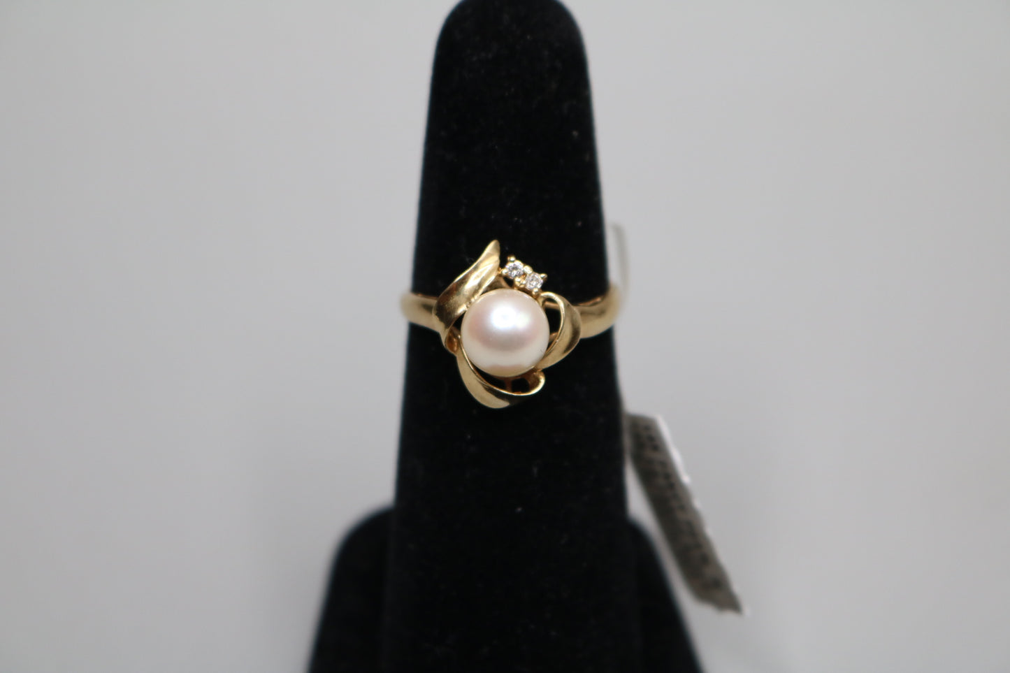 14K Yellow Gold Fancy Vintage Pearl Diamond Ring (Size 7 3/4)