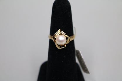 14K Yellow Gold Fancy Vintage Pearl Diamond Ring (Size 7 3/4)