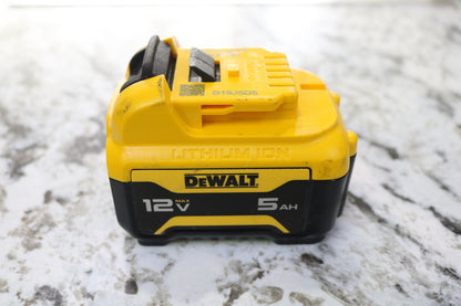Dewalt DCB1102 12V/20V Lithium-Ion Battery/Charger