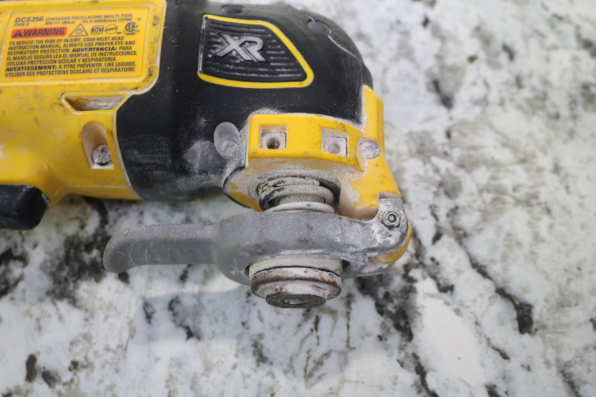 DeWalt DCS356 Max XR 20V Brushless Cordless Oscillating Multi-Tool