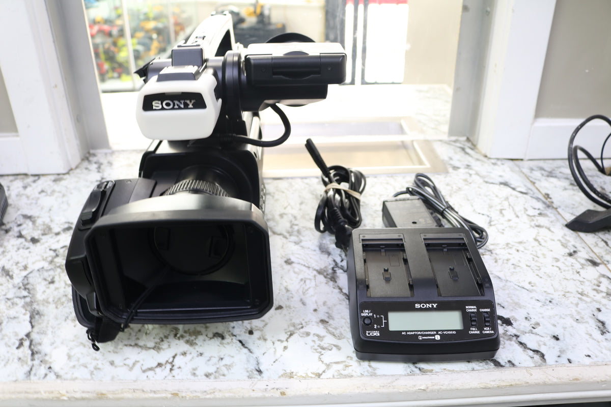 Sony HXR-MC2500 12x Optical Zoom 200x Digital Zoom Full HD Shoulder Mount Cam