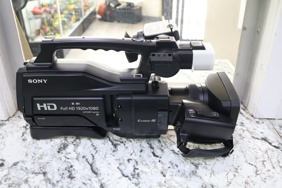 Sony HXR-MC2500 12x Optical Zoom 200x Digital Zoom Full HD Shoulder Mount Cam