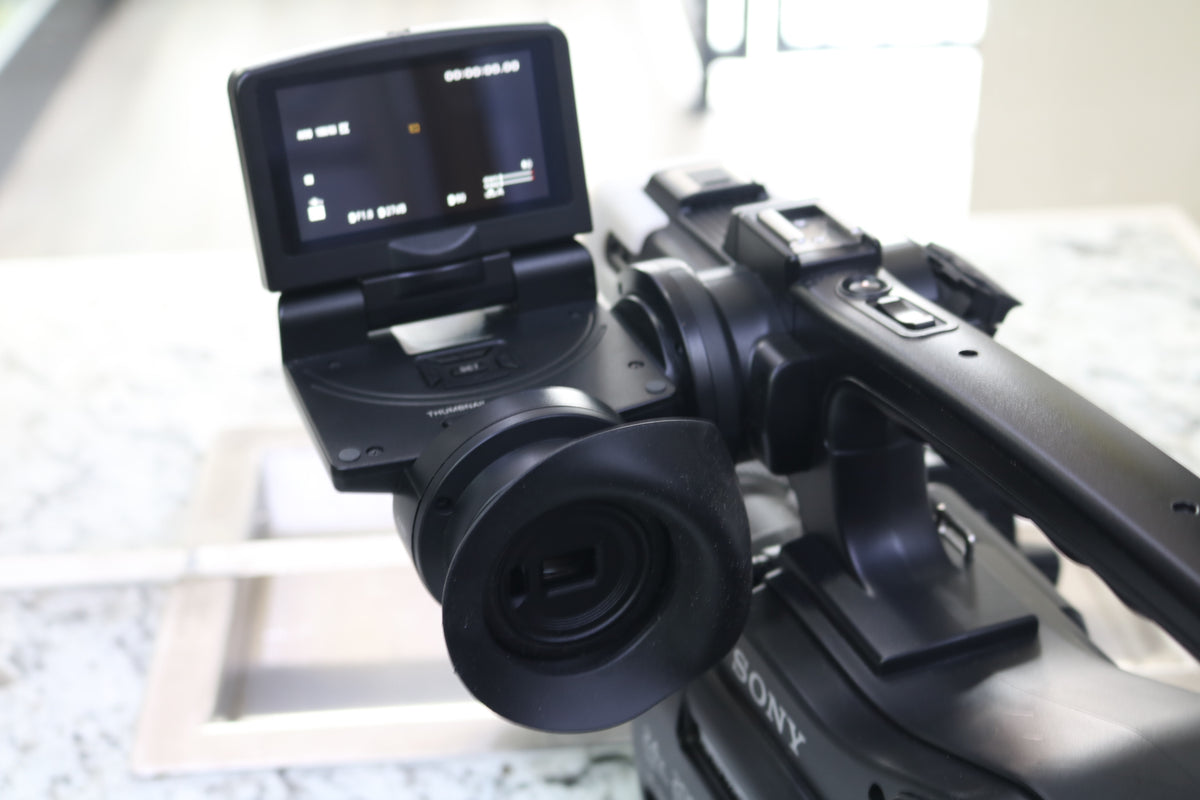 Sony HXR-MC2500 12x Optical Zoom 200x Digital Zoom Full HD Shoulder Mount Cam