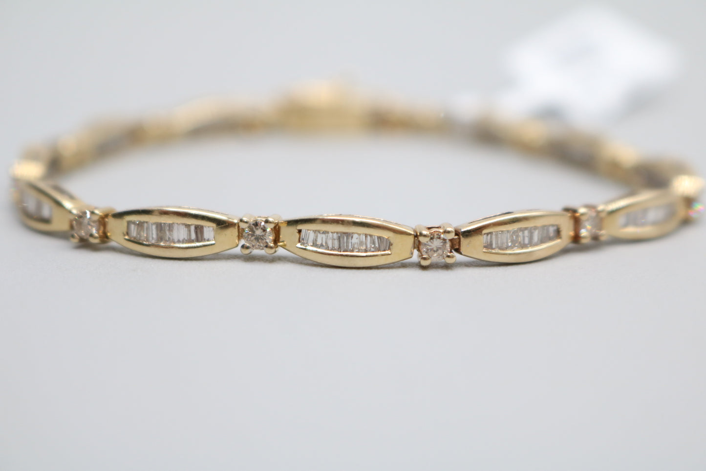 10K Yellow Gold Diamond Tennis Bracelet (2.00 CTW) (17 cm)
