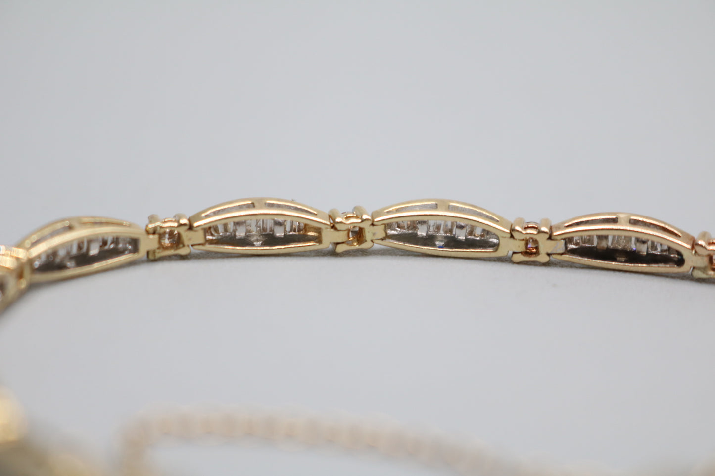 10K Yellow Gold Diamond Tennis Bracelet (2.00 CTW) (17 cm)