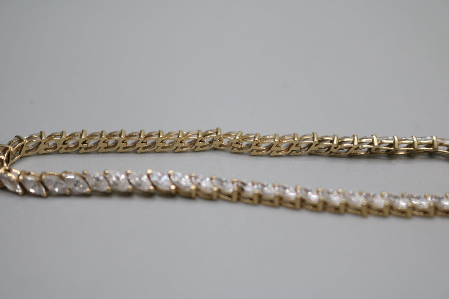 14K Yellow Gold Tennis Bracelet W/ Cubic Zirconia (Size 8)
