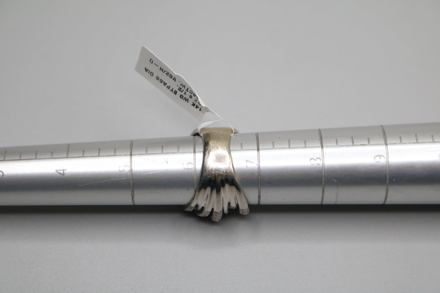 14K White Gold Bypass Ring with Diamonds (1.58 CTW) (Size 6 1/2)