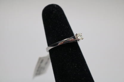 14K White Gold Solitaire Ring 0.21CTW (Size 7)