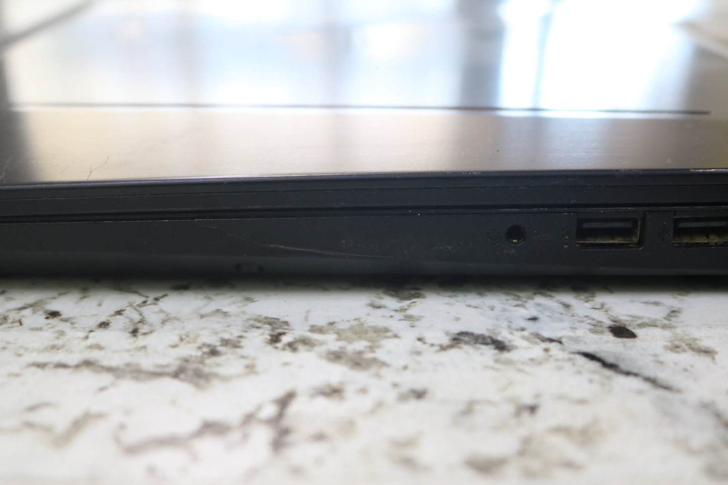 2017 Acer Predator Helios 300 Series Model N17C1 15 Inch Laptop Bad Battery (please read)