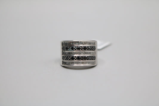 Sterling Silver Diamond Cluster Band Ring (Size 6 3/4) (0.60 CTW)