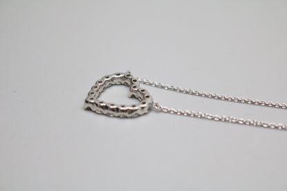 18K White Gold Necklace W/ Diamond Heart Charm (0.80 CTW) (Length 18")