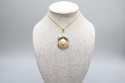 18K Yellow Gold Cable Chain & 18K Yellow Gold Pearl Charm (0.02 CTW)