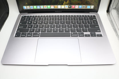 2020 Apple MacBook Air A2179 13-Inch (8GB, 256 GB SSD)