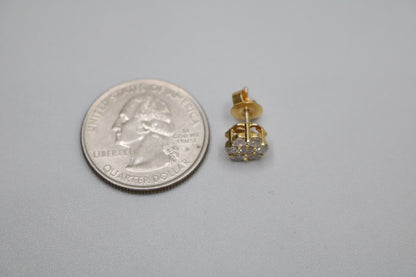 14K Yellow Gold Cluster Diamond Single Stud Earring (.49 CTW)