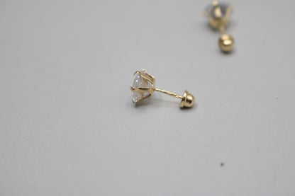 14k Yellow Gold Stud Pair Earrings (1.1 Grams)