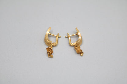 22K Yellow Gold Lever Earrings