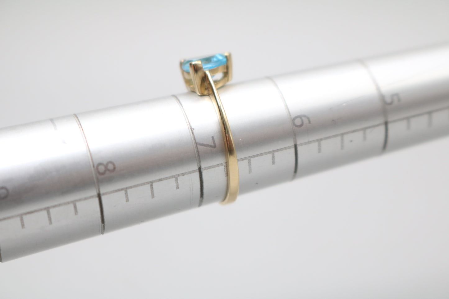 14K Yellow Gold Trilliant Cut Topaz Promise Ring (Size 6 3/4)