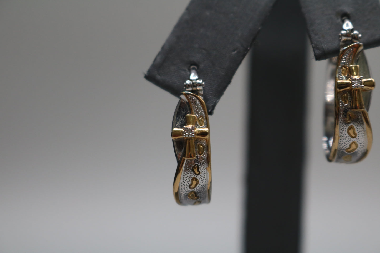 925 Silver White and Yellow Silver Cross Hoop Earrings (5.9 Grams)