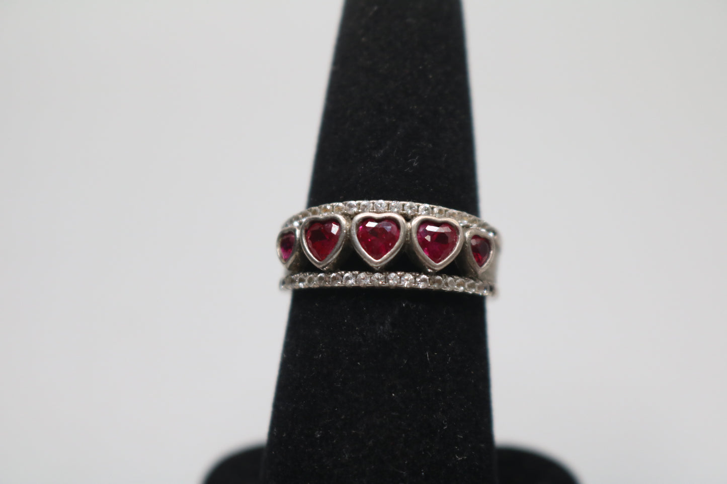 925 Silver Channel Heart Rubies Style Band Ring (Size 8)
