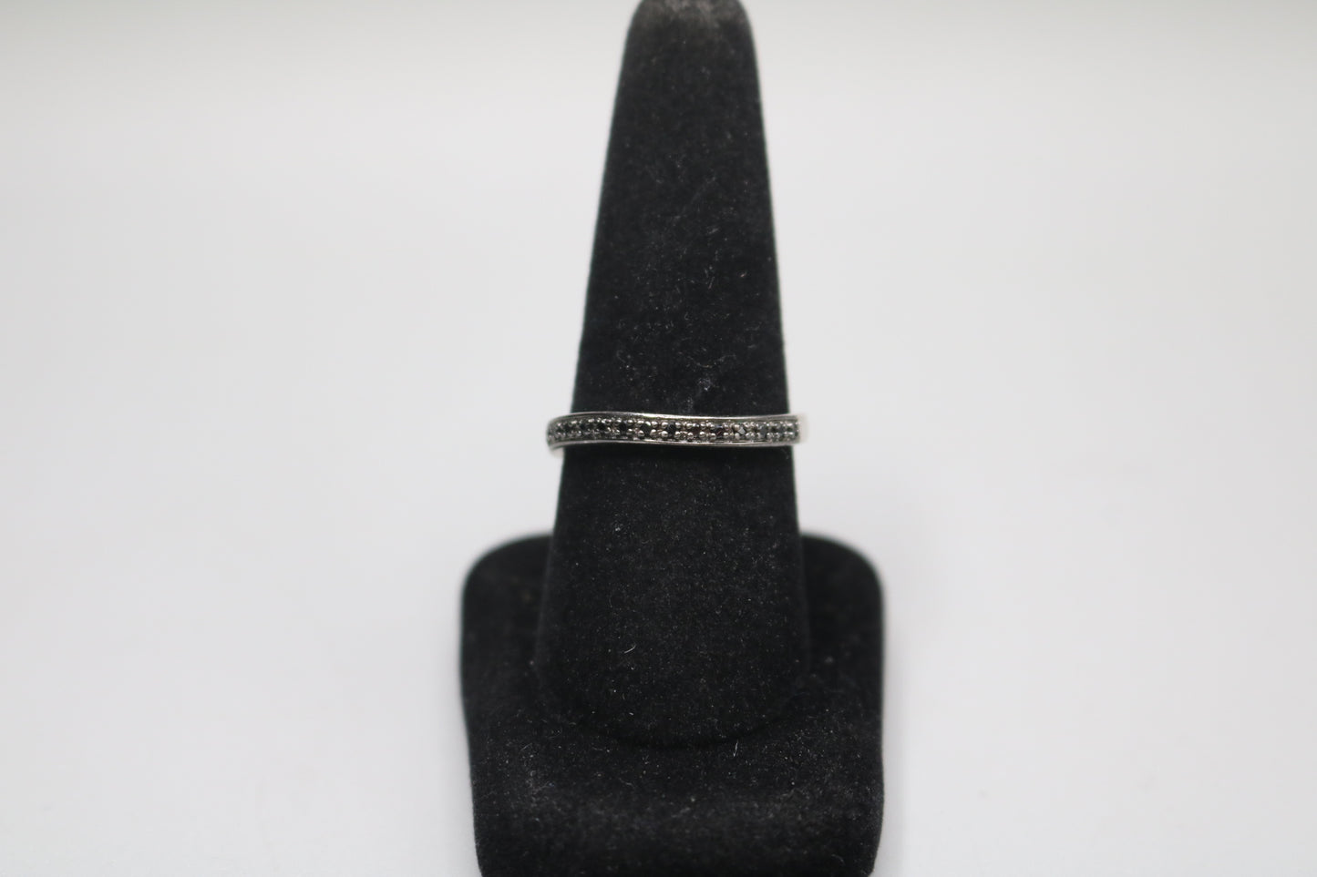 925 Sterling Silver Channel Setting Band Ring (size 10)