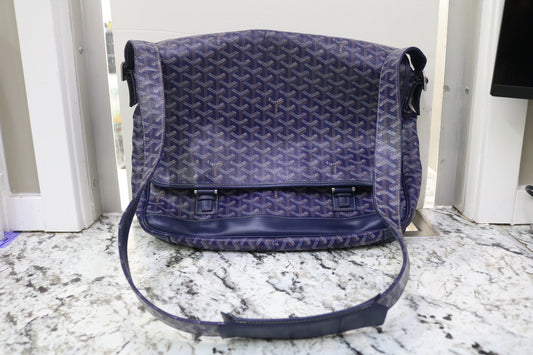 Goyard Grand Bleu GM Blue Messenger Bag (Local Purchase Only)