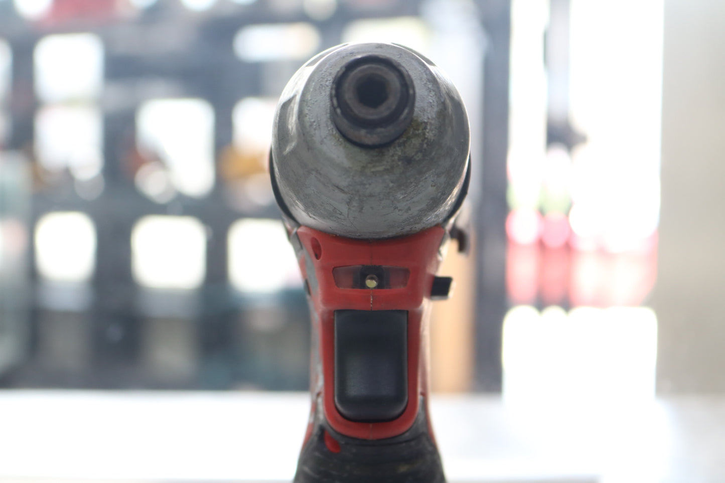 Milwaukee 2462-20 1/4" hex Impact Driver with Charger