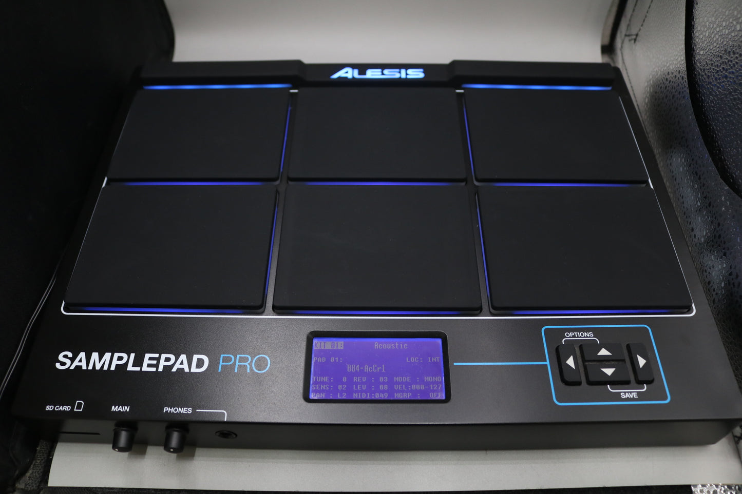 Alesis SamplePad Pro 8-Pad Percussion and Triggering Instrument