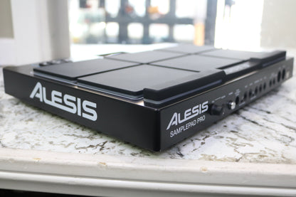 Alesis SamplePad Pro 8-Pad Percussion and Triggering Instrument