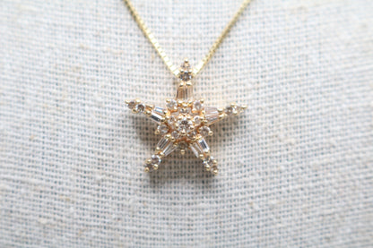14K Yellow Gold Box Style Chain with Diamond Star Charm (0.35 CTW)