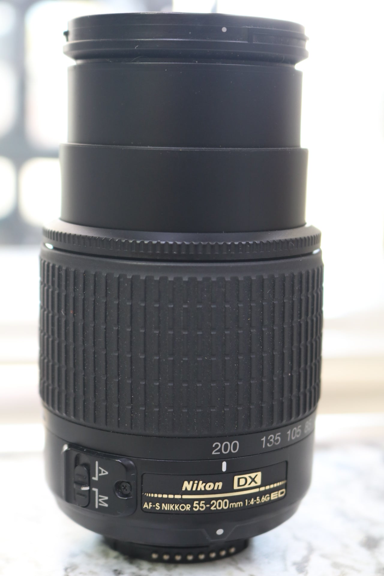 Nikon AF-S DX VR Zoom-NIKKOR 55-200mm f/4-5.6G IF-ED Lens
