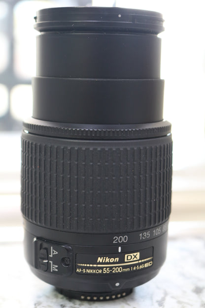 Nikon AF-S DX VR Zoom-NIKKOR 55-200mm f/4-5.6G IF-ED Lens