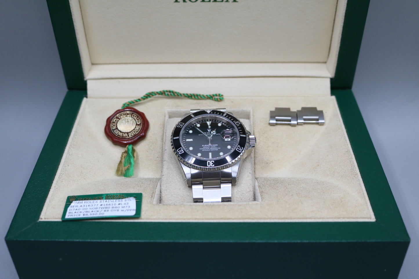 1999 Rolex Oyster Perpetual Date Submariner 16610 40mm Men's Watch (Local Pick-Up Only)