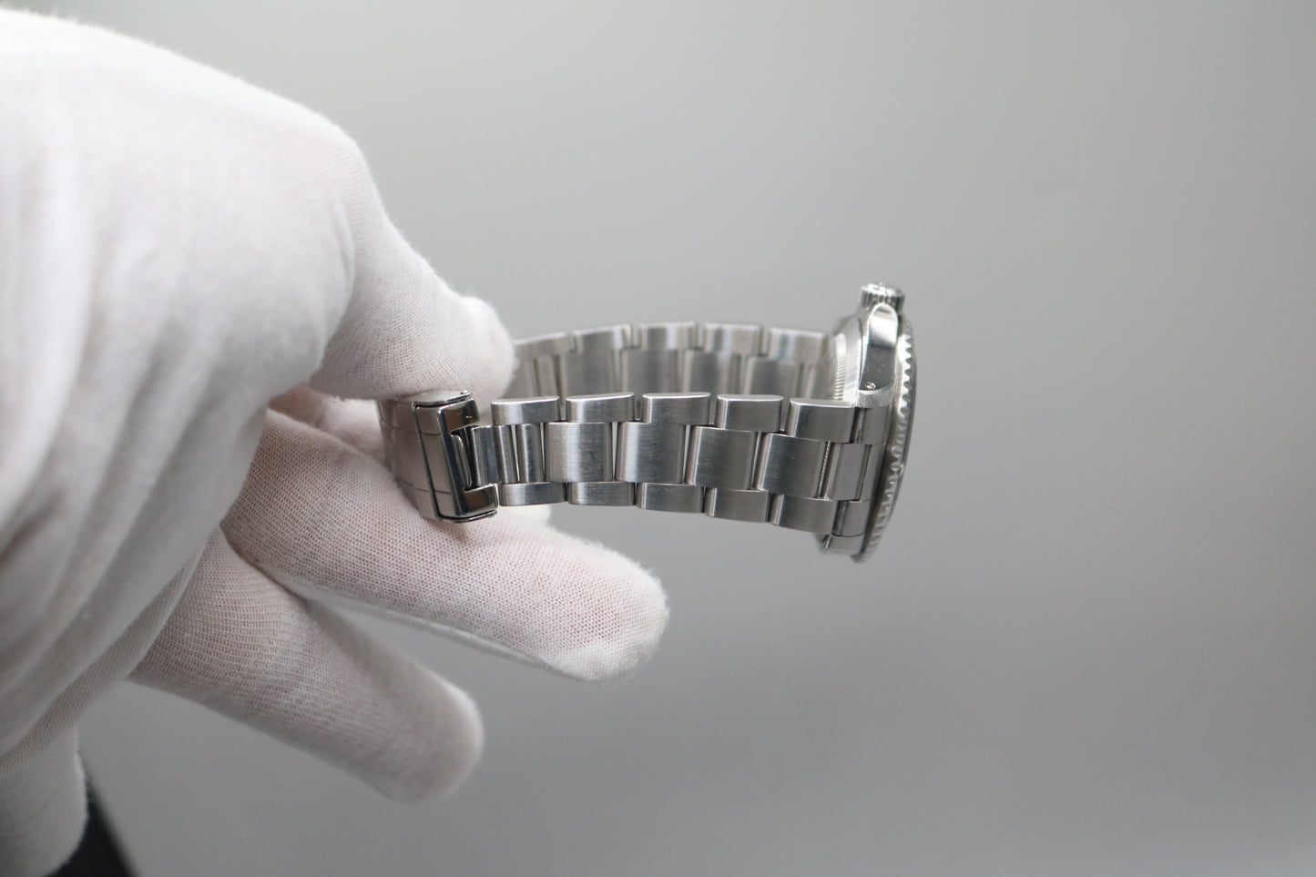 1999 Rolex Oyster Perpetual Date Submariner 16610 40mm Men's Watch (Local Pick-Up Only)