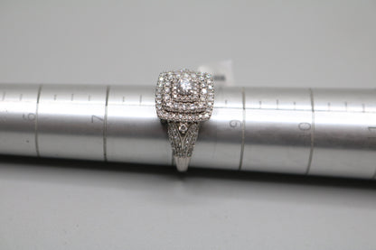 14K White Gold Engagement Halo Ring with Lab Grown Diamonds (0.95 ctw)