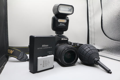 Nikon D5600 N1538 Digital Camera with Nikon 18-55mm Lens and SB-500 Flash