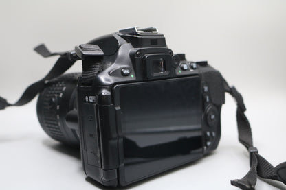 Nikon D5600 N1538 Digital Camera with Nikon 18-55mm Lens and SB-500 Flash