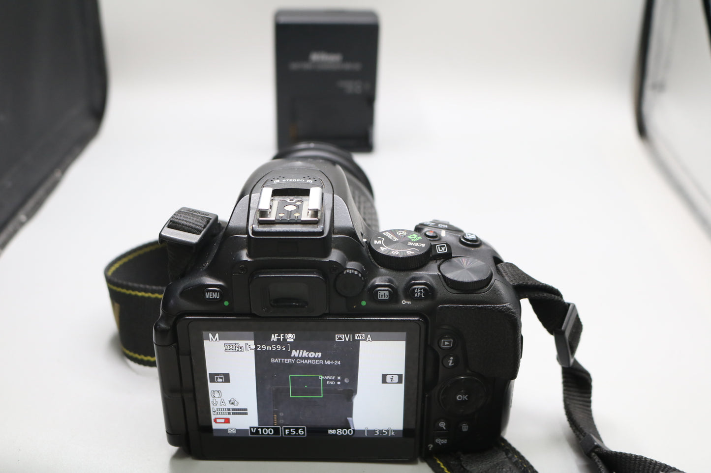 Nikon D5600 N1538 Digital Camera with Nikon 18-55mm Lens and SB-500 Flash
