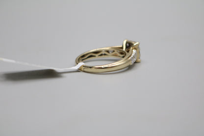 10K Yellow Gold Lab Grown Diamond Cluster Ring (0.85 CTW) (Size 7) Clearance