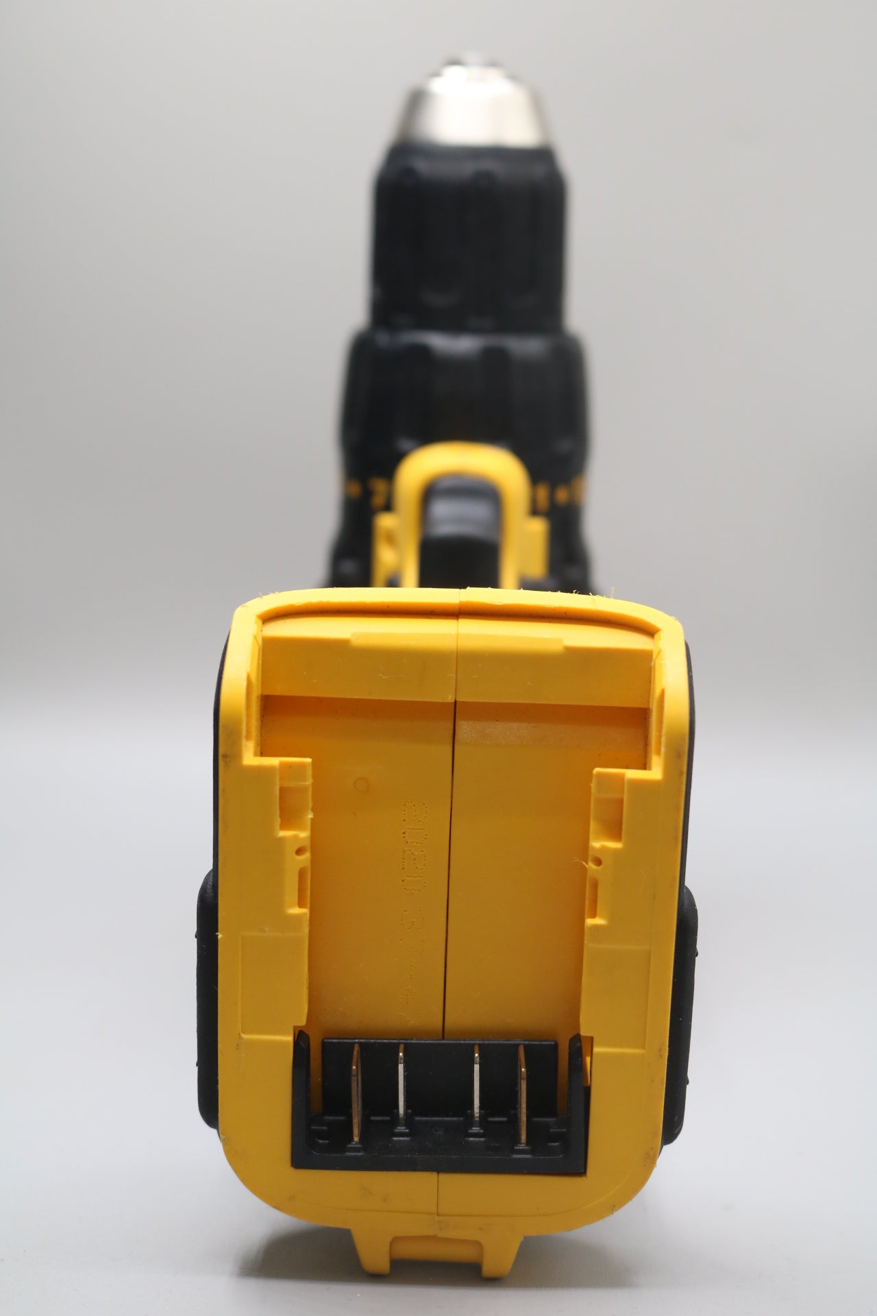 Dewalt DCD777 20V Brushless Cordless 1/2" Drill Driver
