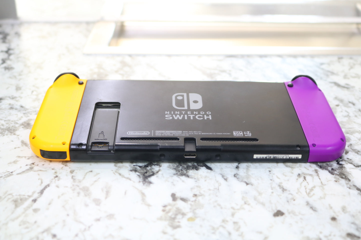 Nintendo Switch HAC-001(-01) Orange &amp; Purple Joycons