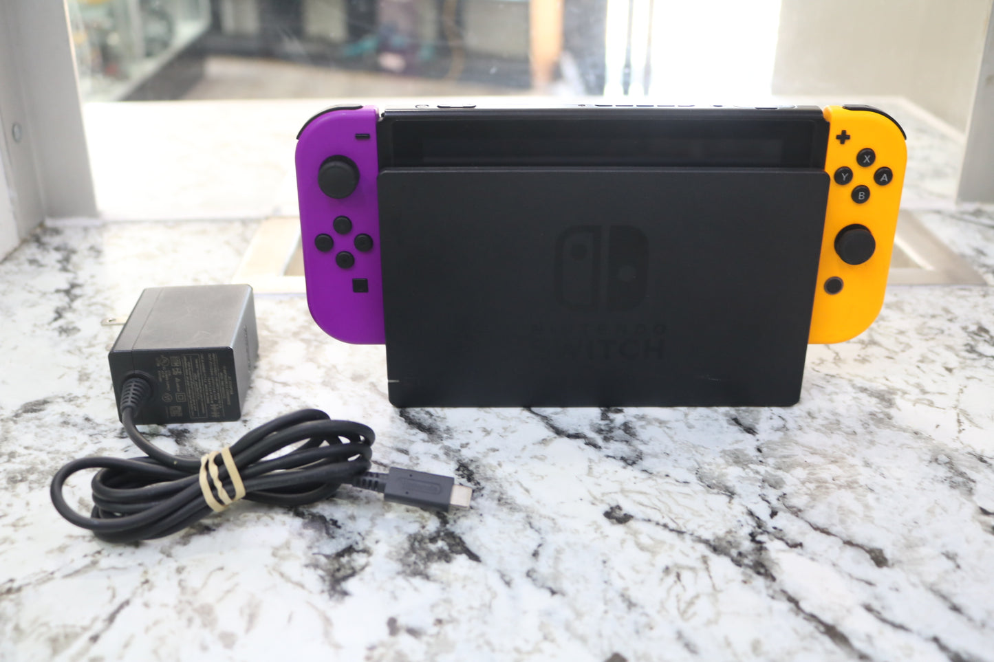 Nintendo Switch HAC-001(-01) Orange &amp; Purple Joycons