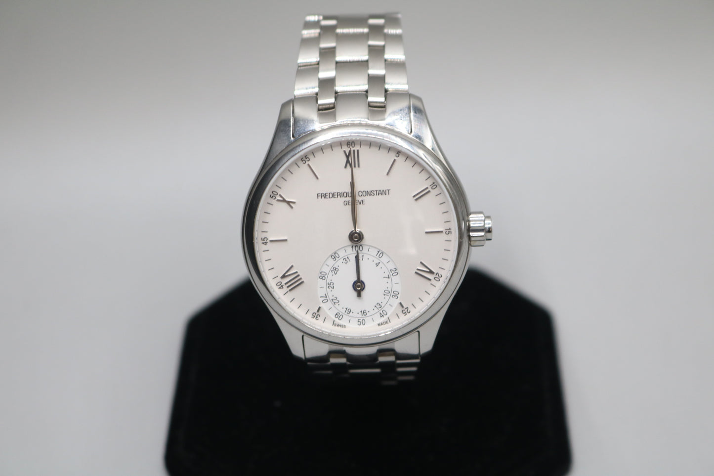 Frédérique Constant Horological Smartwatch FC-285X5B4/6 Men's Watch