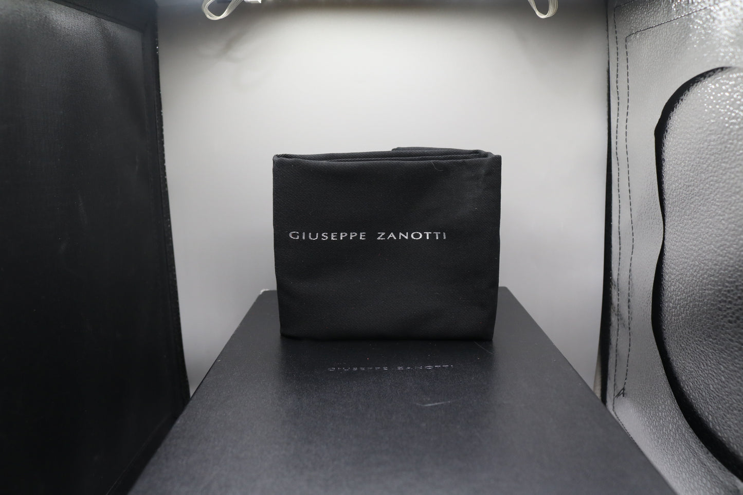 Giuseppe Zanotti Blabber SC Uomo Velour Modena RM0027 Europe Size 42 (US Size 9)