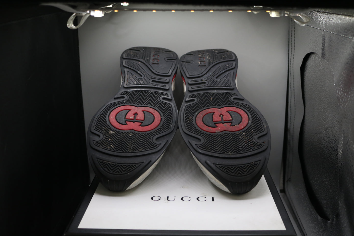 Gucci Ultrapace "Silver" 599058 HW910 8161 US Size 9