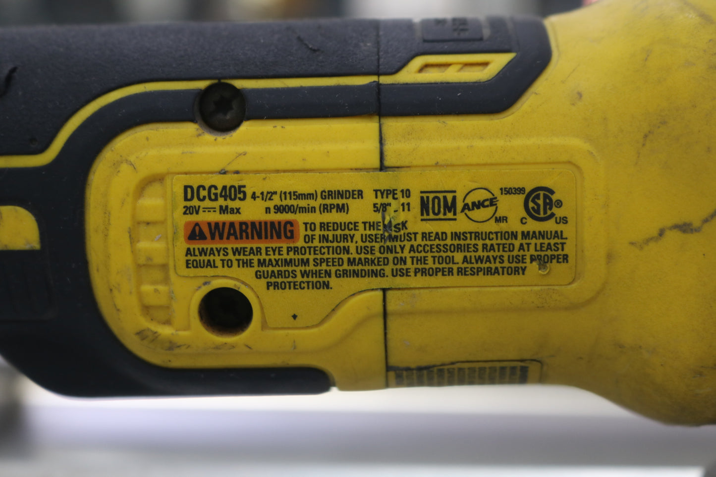 DEWALT DCG405 20V MAX XR 125mm Brushless Angle Grinder Tool Only