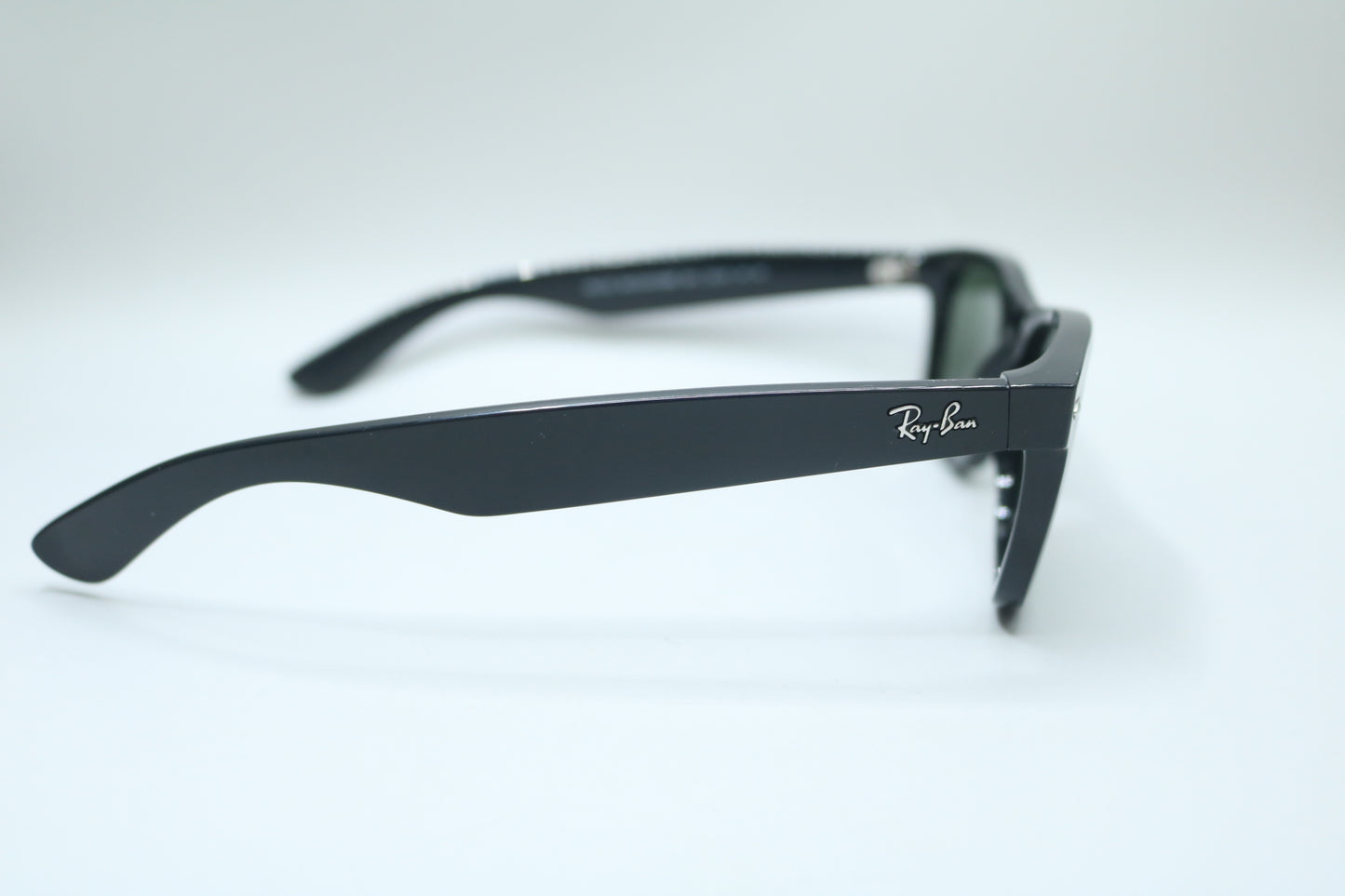 Ray-Ban RB2132 Sunglasses