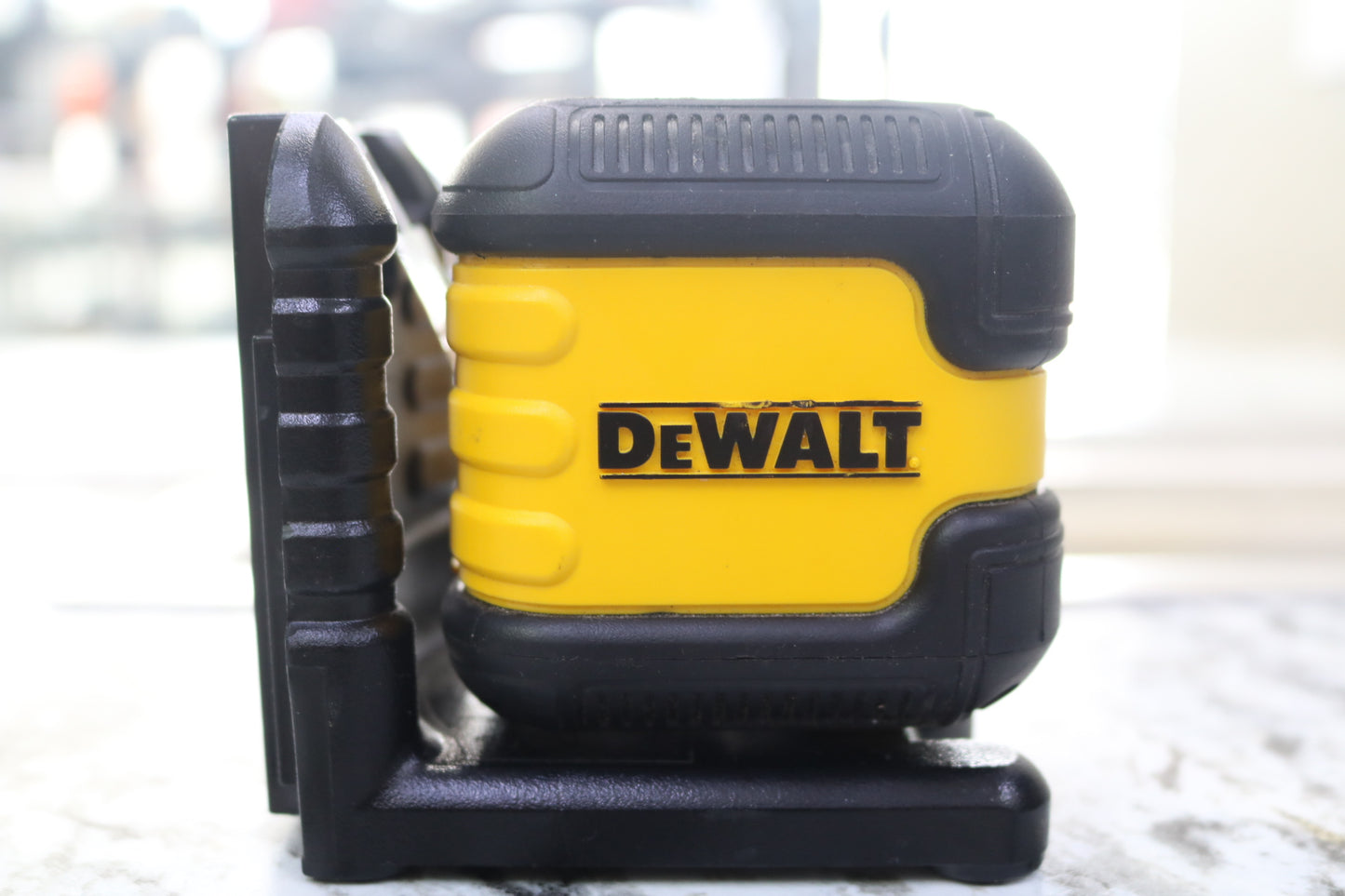 DeWalt DW08802CG 55' Range Green Beam Self-Leveling Cross-Line Laser