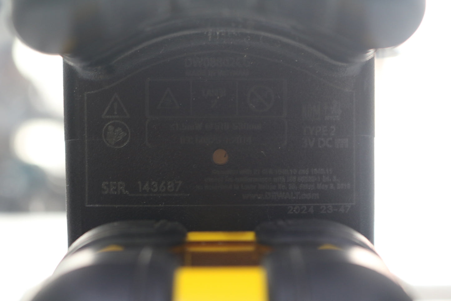 DeWalt DW08802CG 55' Range Green Beam Self-Leveling Cross-Line Laser