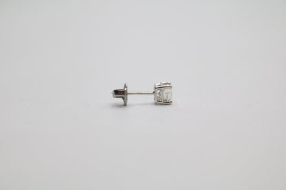 14K Single White Gold Diamond Earring (0.30CTW)