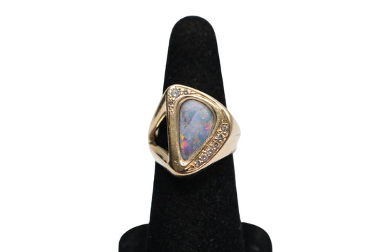 14K Yellow Gold Opal and Diamond Ring (0.08 CTW) (Size 7)
